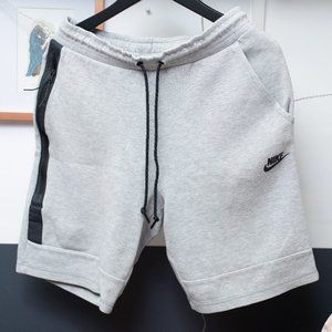 Men's Nike Tech Fleece Shorts Grey